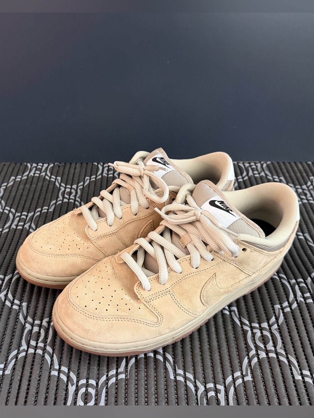 Men’s Nike SB Dunk Low Pro B (Parachute Beige) HJ0367-200